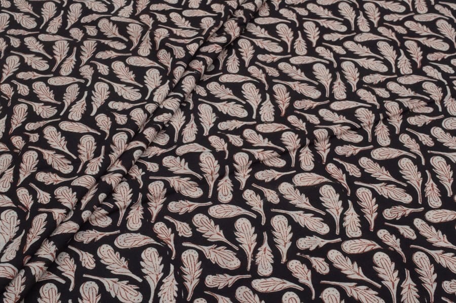 Pure Cotton Bagru Handblock Printed Fabric Pre-Cut 0.90m Pure Cotton Bagru Handblock Printed Fabric - Image 1