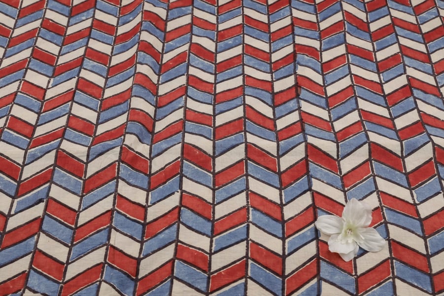 30259 (2) Natural White Dye Handblock Ajrakh Printed Cotton Fabric - Image 2