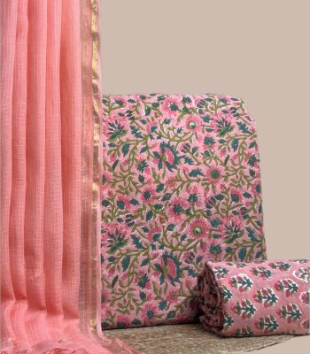 This 3pc unstitched fabric set features a sheer