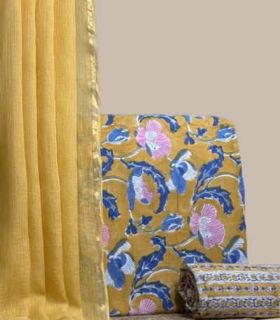 This 3pc unstitched fabric set features a sheer