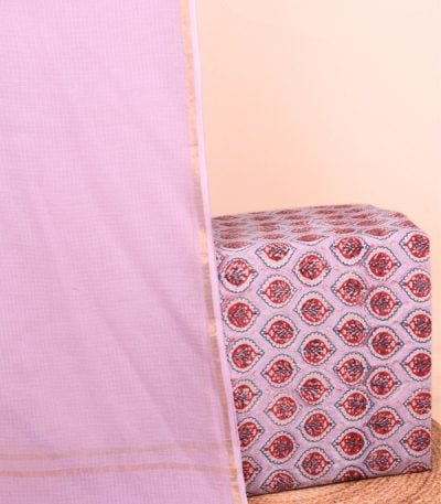 This 2pc unstitched fabric set features a soft