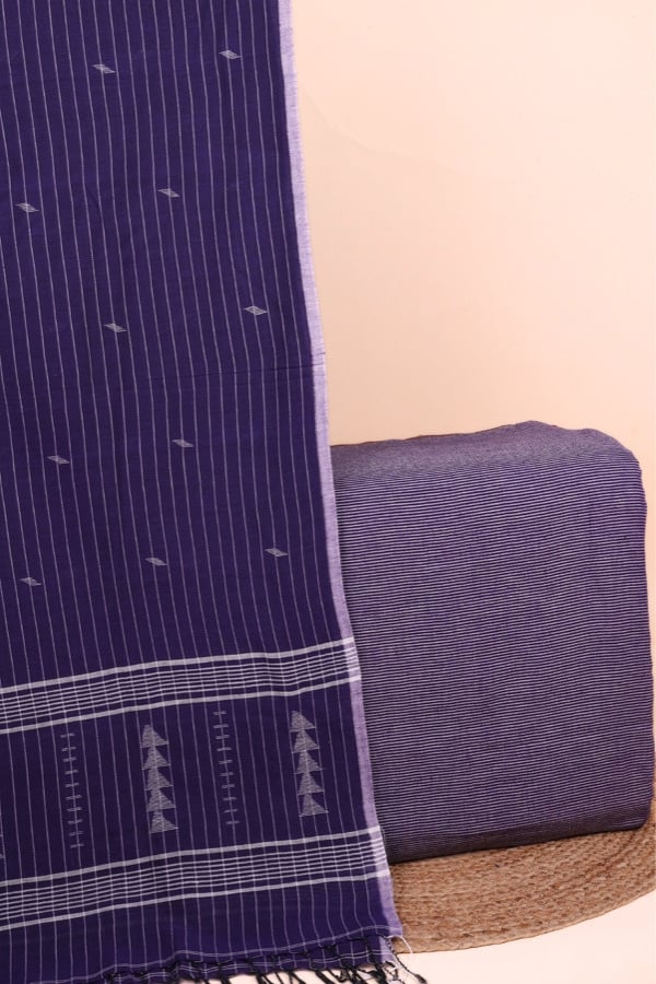 Blue - 2pc Handloom Jamdani Dupatta and Plain Handloom Top Fabric Set This 2pc unstitched fabric set features a soft