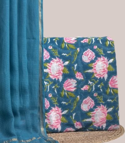 This blue unstitched suit fabric set includes a 2.50 metre AirLoom™ Kota dupatta paired with a 2.50 metre Blockprint Soft Cotton top fabric. Ideal for custom tailoring into your preferred silhouette.