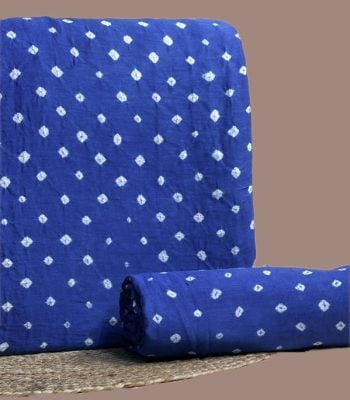 This blue unstitched fabric set includes a 2.50 metre Bandhani Cotton top and a 2.50 metre Handloom Cotton bottom. No dupatta included in this set.