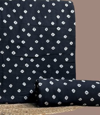 This black unstitched fabric set includes a 2.50 metre Bandhani Cotton top and a 2.50 metre Handloom Cotton bottom. No dupatta included in this set.