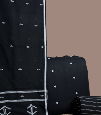 Black handloom set with heart buti top