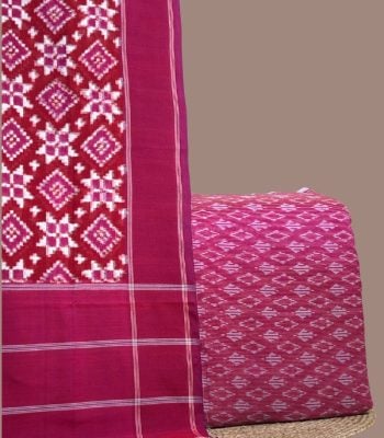 Red teliya patola ikkat dupatta with star lattice