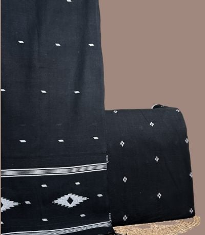 Black handloom jamdani dupatta with woven motifs and black jamdani buti top.