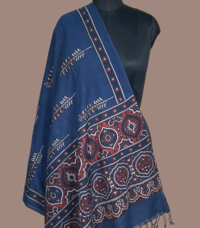 Indigo blue Ajrakh dupatta with white fern sprig butis and madder red medallion pallu with fringe. Authentic Ajrakh HandBlock Printed