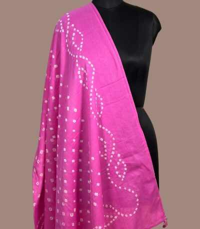 Bubblegum pink bandhani cotton dupatta with white wave dot pattern and tassels. Authentic Hand Tie Dye Bandhani